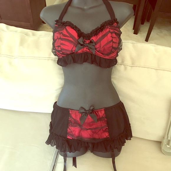 Frederick's of Hollywood Other - Red/Black Ruffled Chiffon/Satin Bra and Panty Set